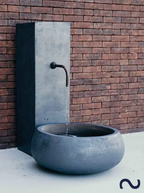 Slink Wasserfall Fontana Wasserobjekt deluxe Springbrunnen Keramik anthrazit