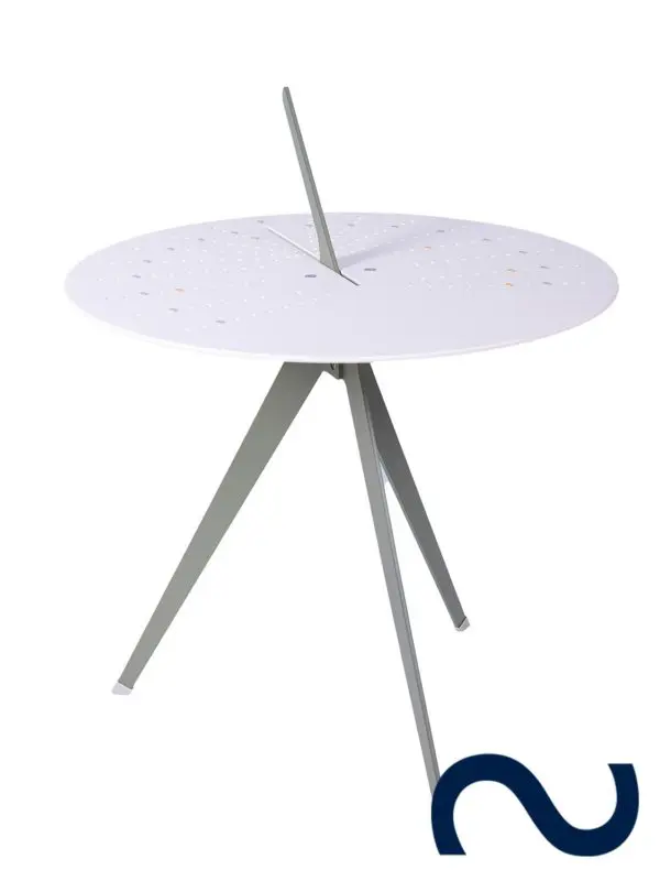 Beistelltisch, Gartentisch, Sonnenuhr, modern, Design, Coffeetable, Designtisch, Outdorr-Tisch, grün